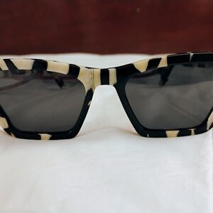 Chic Black and Cream Sunglasses